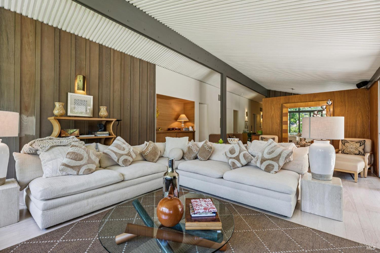 Detail Gallery Image 35 of 80 For 1819 Zinfandel Ln, Saint Helena,  CA 94574 - 3 Beds | 3/1 Baths