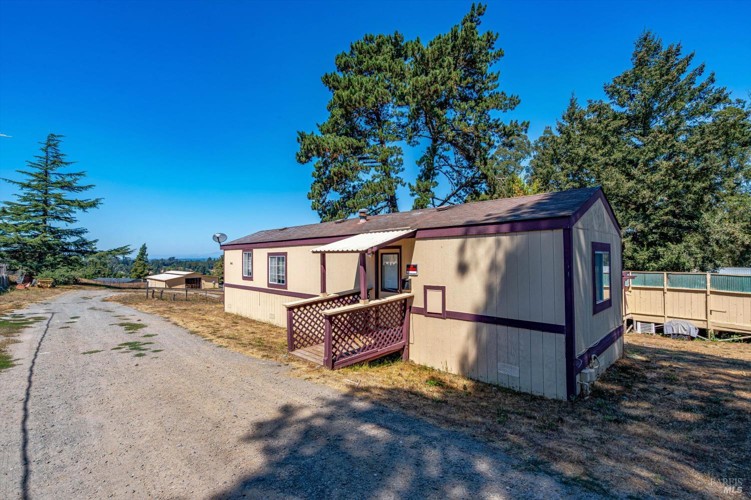Detail Gallery Image 67 of 87 For 411 Highland Ave, Penngrove,  CA 94951 - 6 Beds | 5/1 Baths