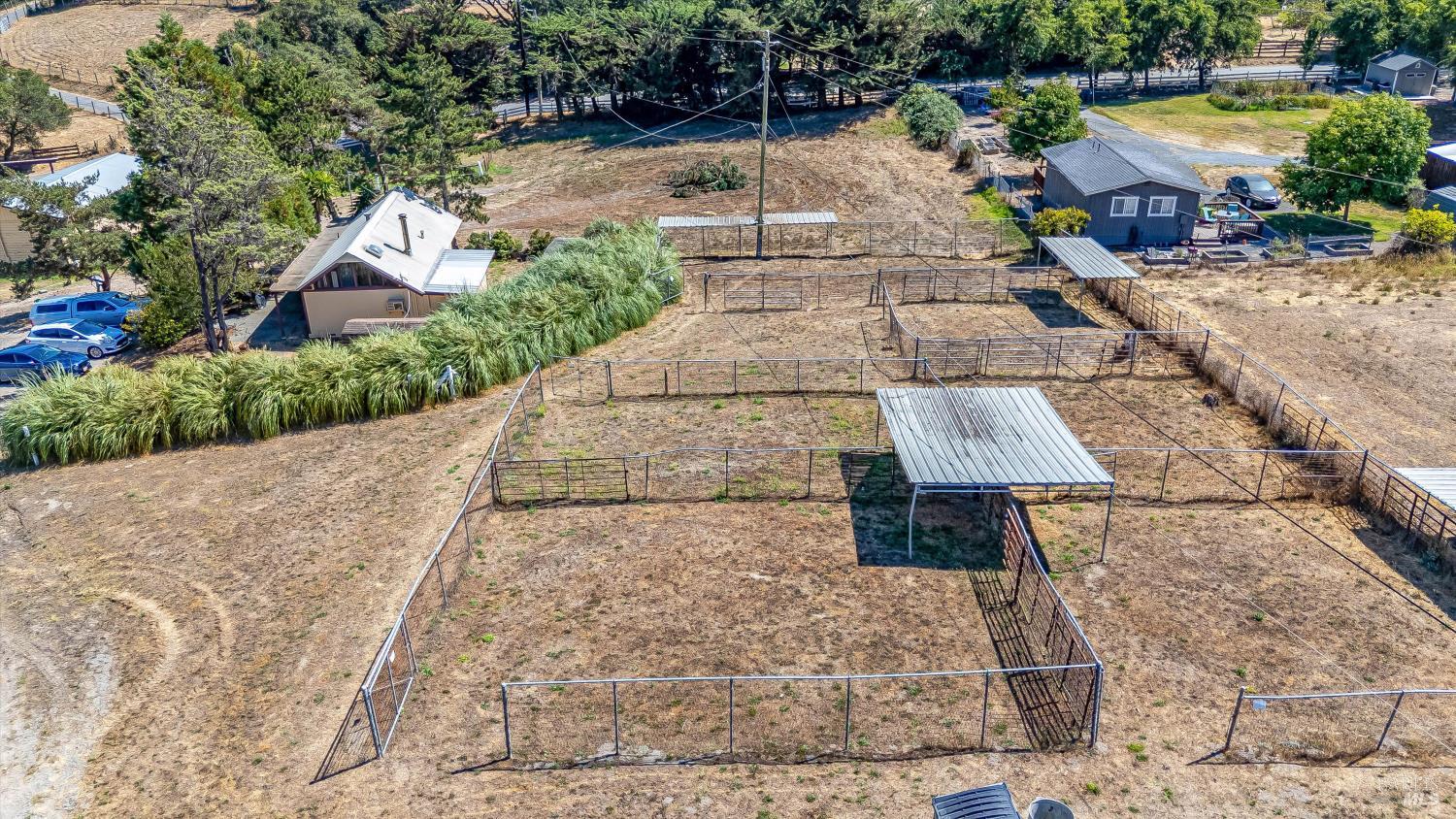 Detail Gallery Image 44 of 87 For 411 Highland Ave, Penngrove,  CA 94951 - 6 Beds | 5/1 Baths