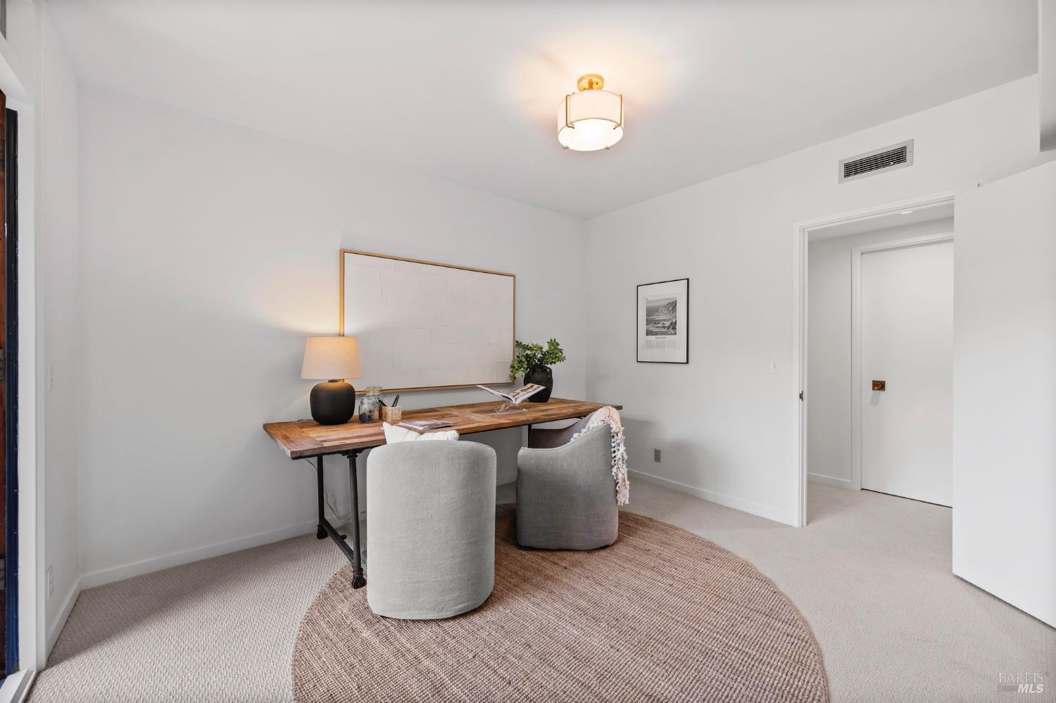 Detail Gallery Image 24 of 40 For 3 Coronet Way, Kentfield,  CA 94904 - 3 Beds | 2/1 Baths