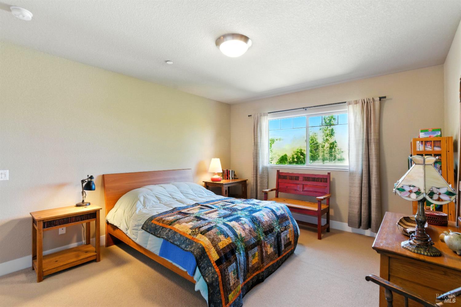 Detail Gallery Image 33 of 62 For 830 Litchfield Ave, Sebastopol,  CA 95472 - 5 Beds | 4 Baths