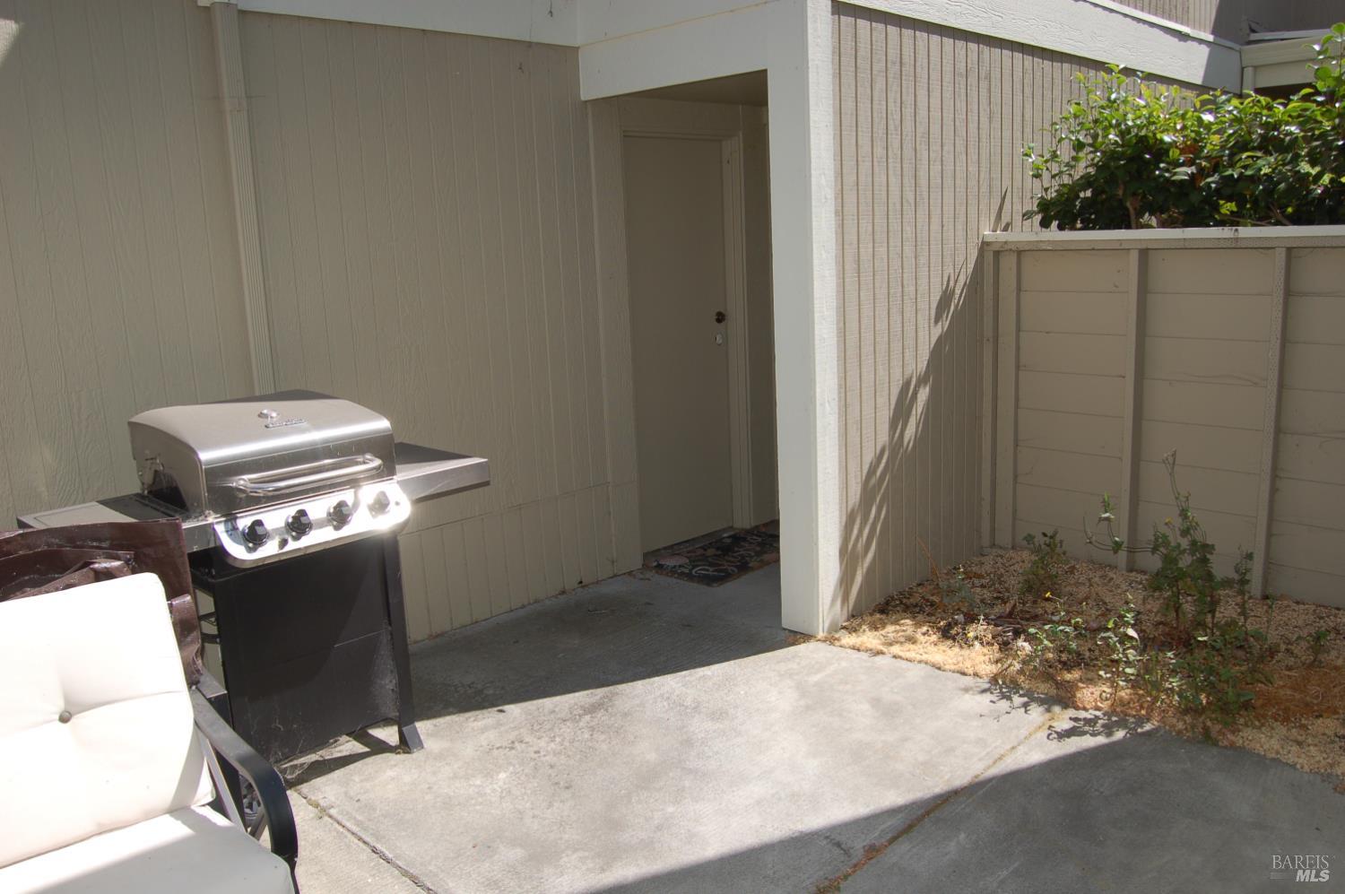 Detail Gallery Image 12 of 16 For 303 Atlas Dr #7,  Hercules,  CA 94547 - 2 Beds | 1/1 Baths