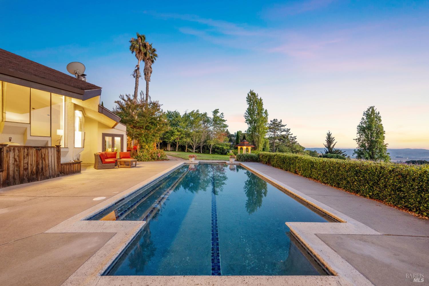 Detail Gallery Image 70 of 71 For 4636 Pepperwood Dr, Penngrove,  CA 94951 - 3 Beds | 2/1 Baths