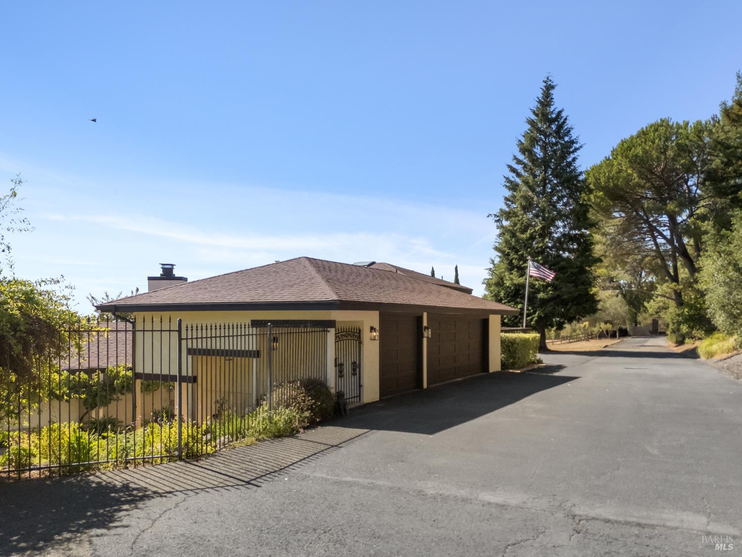 Detail Gallery Image 57 of 71 For 4636 Pepperwood Dr, Penngrove,  CA 94951 - 3 Beds | 2/1 Baths