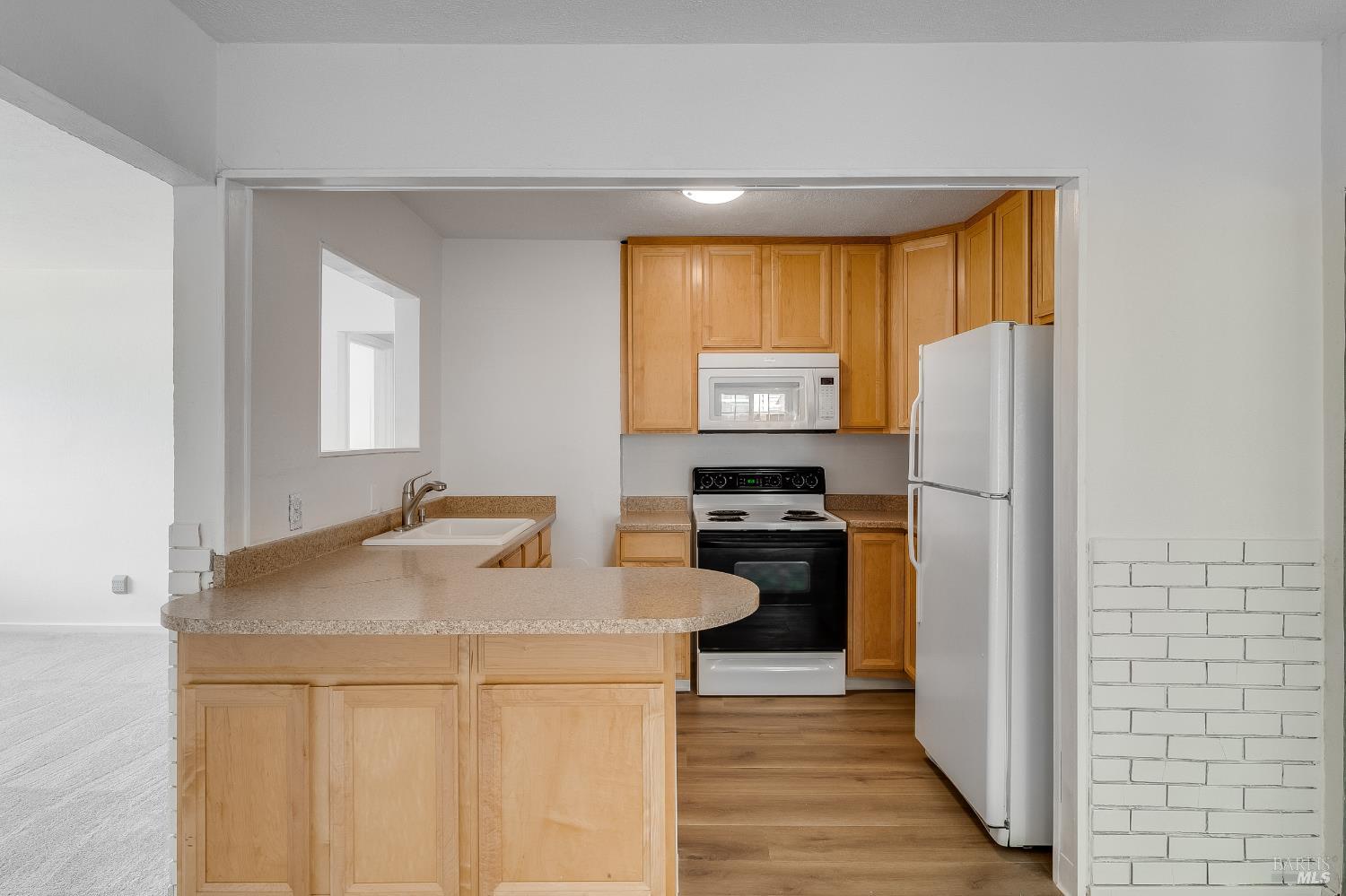 Detail Gallery Image 2 of 60 For 109 Webster St, Vallejo,  CA 94591 - 3 Beds | 2 Baths