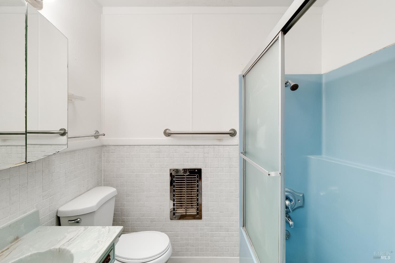 Detail Gallery Image 4 of 60 For 109 Webster St, Vallejo,  CA 94591 - 3 Beds | 2 Baths