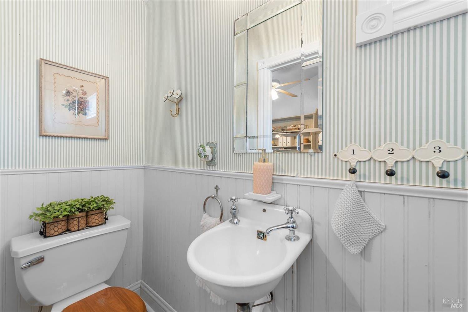 Detail Gallery Image 50 of 79 For 101 Main St, Vacaville,  CA 95688 - 4 Beds | 2/1 Baths