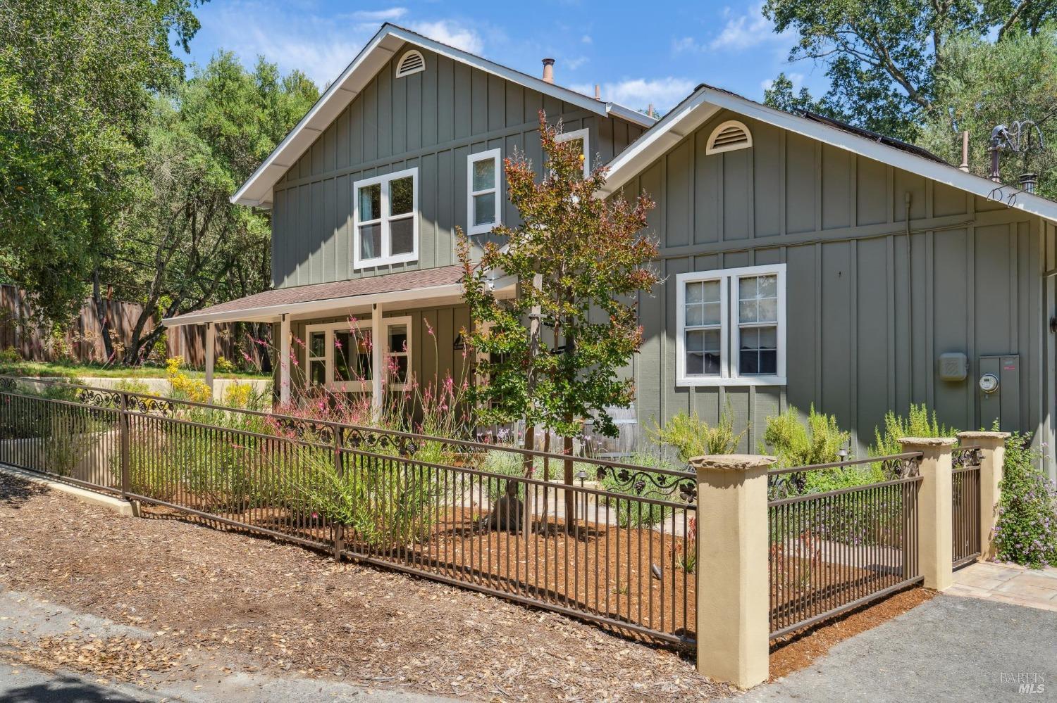 Detail Gallery Image 50 of 59 For 4880 Warm Springs Rd, Glen Ellen,  CA 95442 - 5 Beds | 3/1 Baths