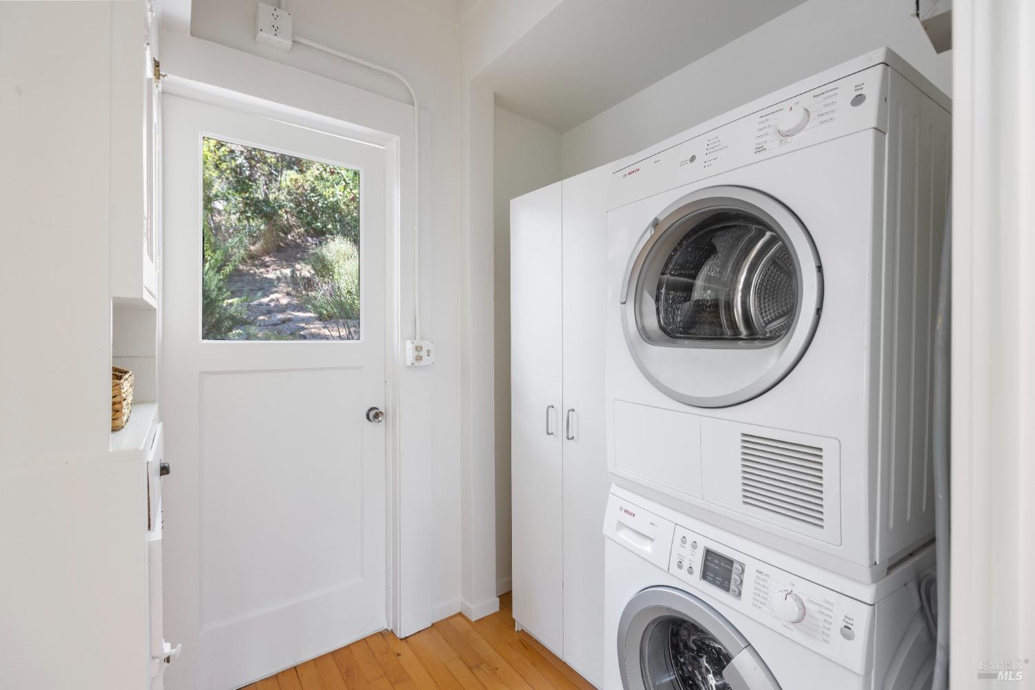 Detail Gallery Image 30 of 42 For 20 La Vuelta Ave, Lagunitas,  CA 94938 - 2 Beds | 2 Baths