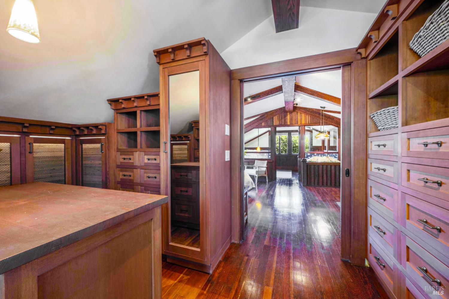 Detail Gallery Image 44 of 64 For 38 Helens Ln, Mill Valley,  CA 94941 - 4 Beds | 3/1 Baths