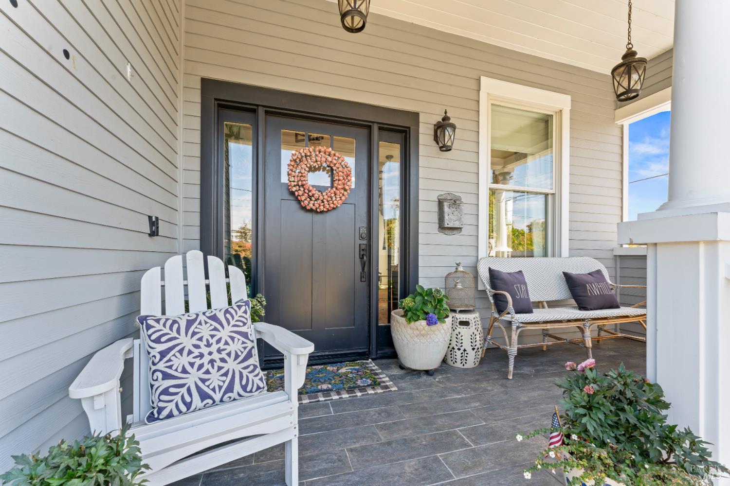 Detail Gallery Image 3 of 63 For 1533 G St, Napa,  CA 94559 - 4 Beds | 3 Baths