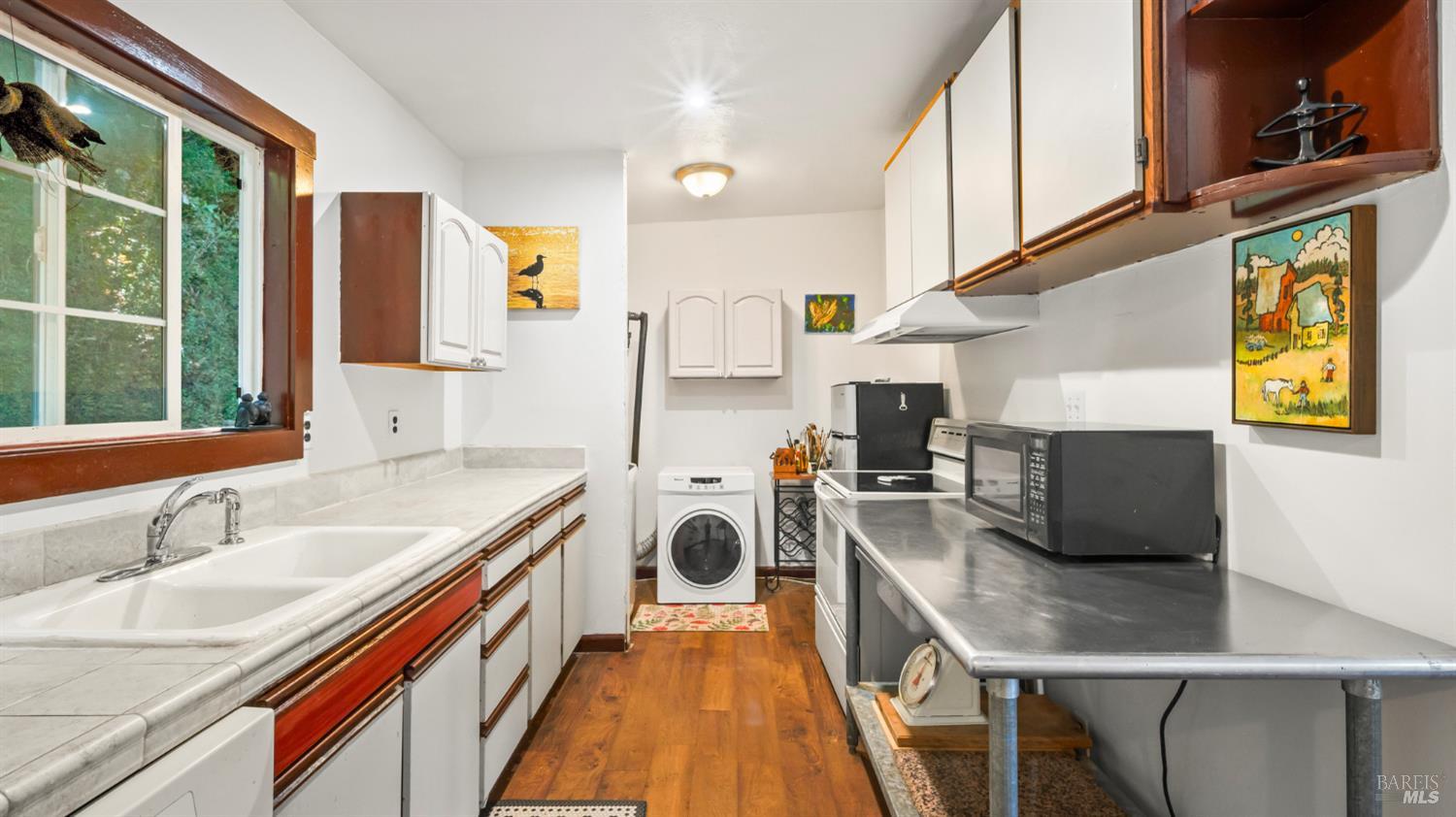 Detail Gallery Image 11 of 27 For 15 Mountain View Ave, Lagunitas,  CA 94938 - 2 Beds | 1 Baths