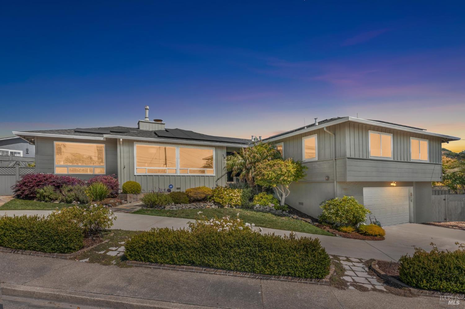 Front Image Thumbnail for BA325076187