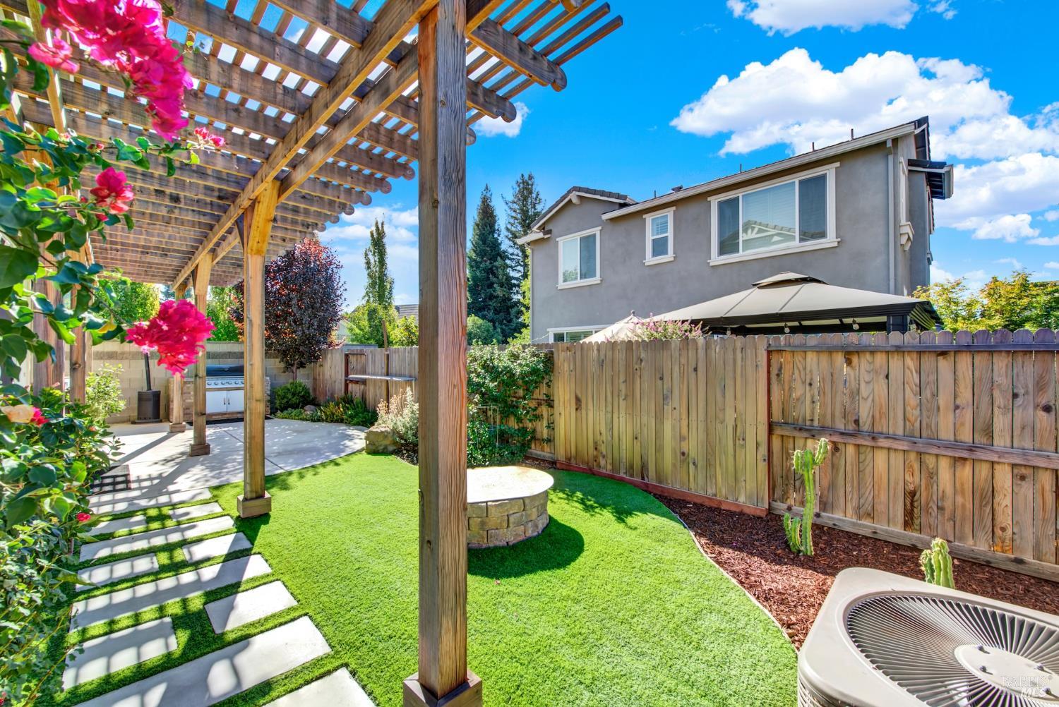Detail Gallery Image 80 of 87 For 314 Fruitvale Rd, Vacaville,  CA 95688 - 4 Beds | 3/1 Baths