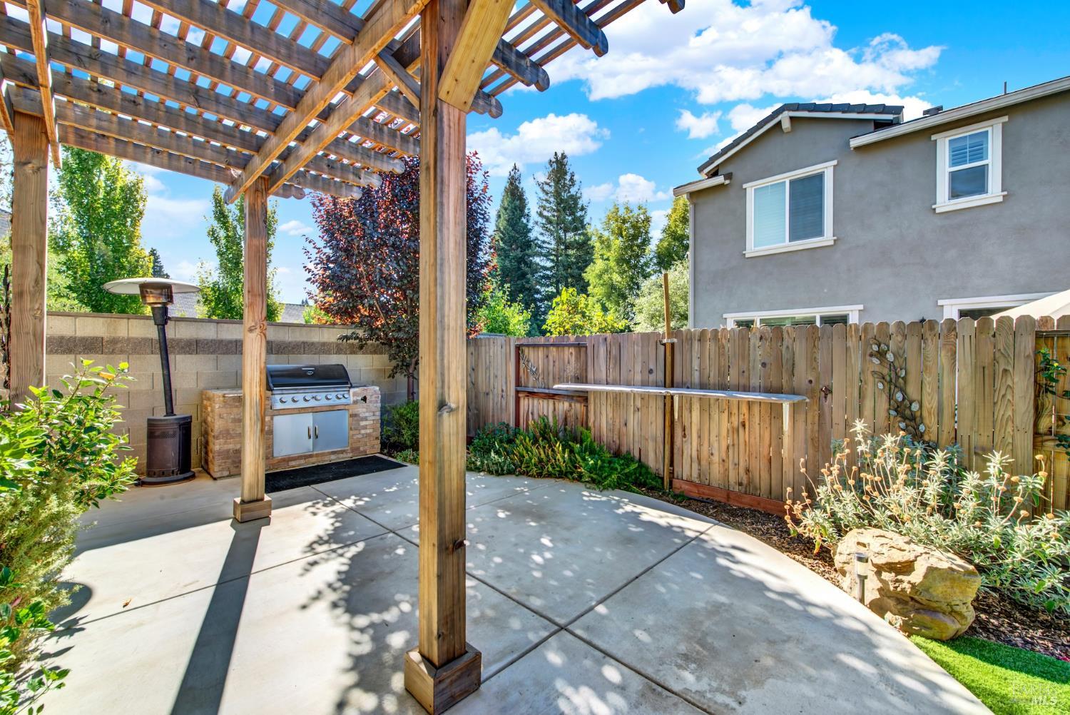 Detail Gallery Image 76 of 87 For 314 Fruitvale Rd, Vacaville,  CA 95688 - 4 Beds | 3/1 Baths