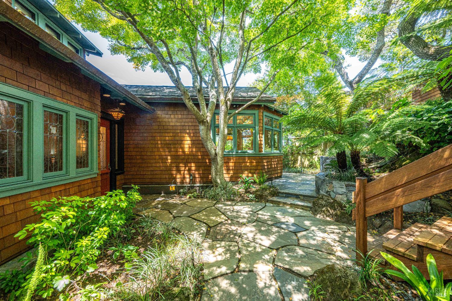 Detail Gallery Image 58 of 64 For 38 Helens Ln, Mill Valley,  CA 94941 - 4 Beds | 3/1 Baths