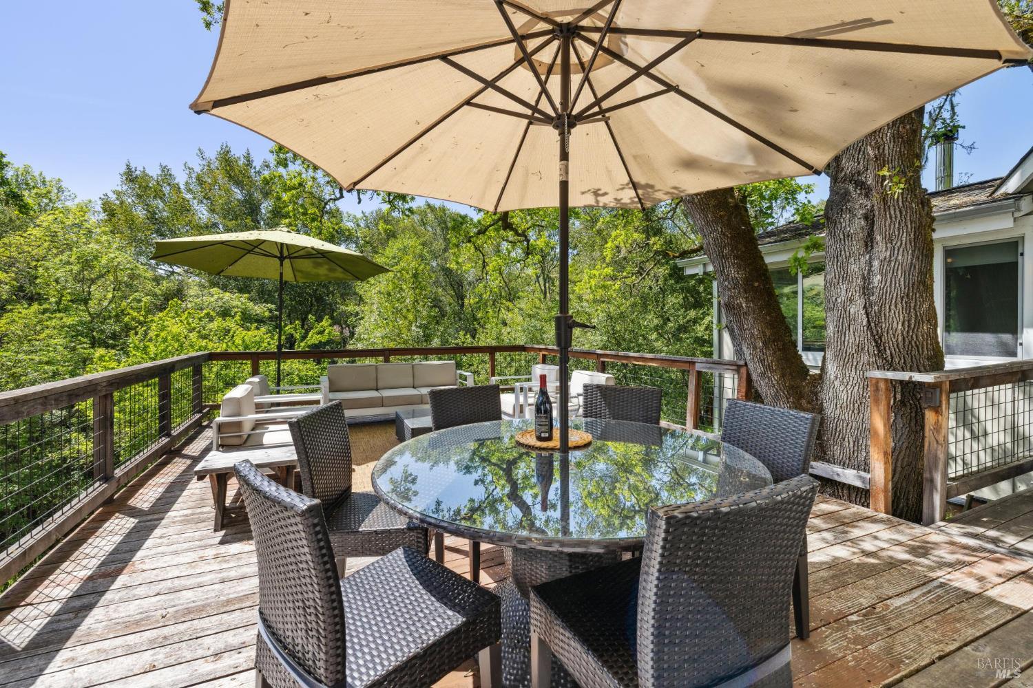Detail Gallery Image 23 of 39 For 2531 Warm Springs Rd, Glen Ellen,  CA 95442 - 2 Beds | 2/1 Baths