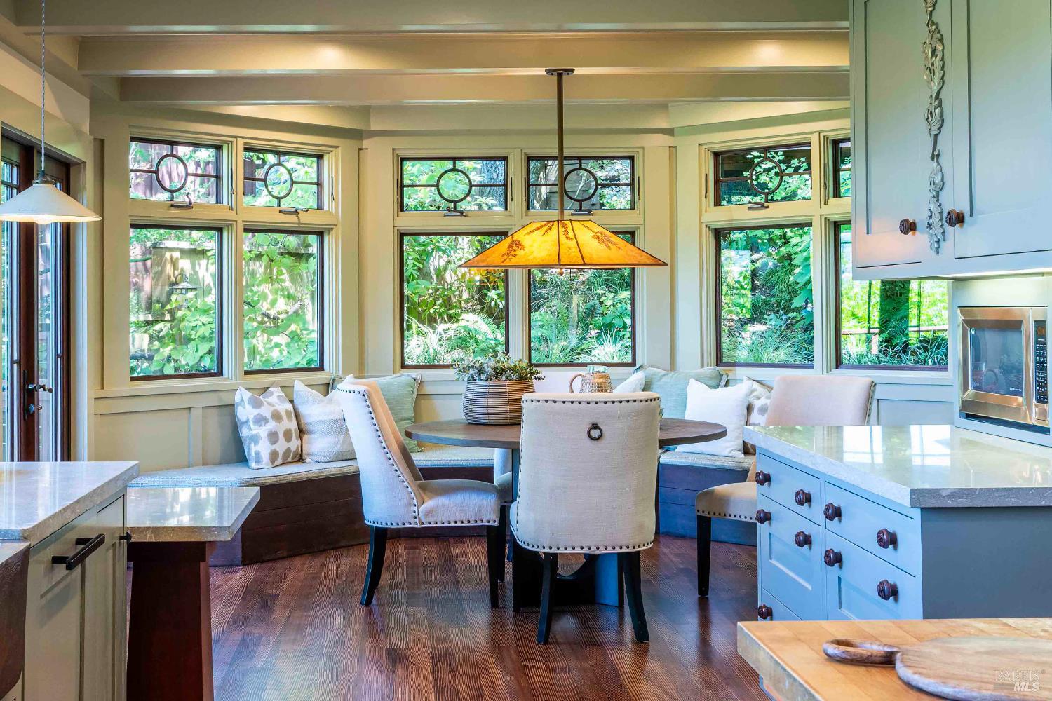 Detail Gallery Image 15 of 64 For 38 Helens Ln, Mill Valley,  CA 94941 - 4 Beds | 3/1 Baths
