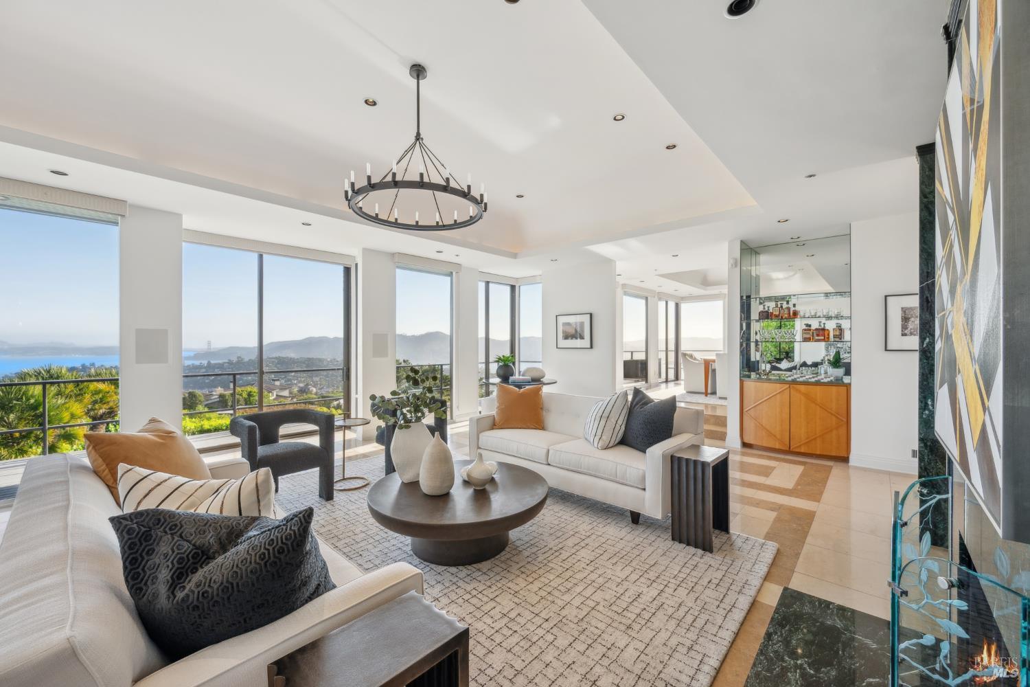 Detail Gallery Image 7 of 48 For 6 Saint Gabrielle Ct, Tiburon,  CA 94920 - 4 Beds | 3/1 Baths