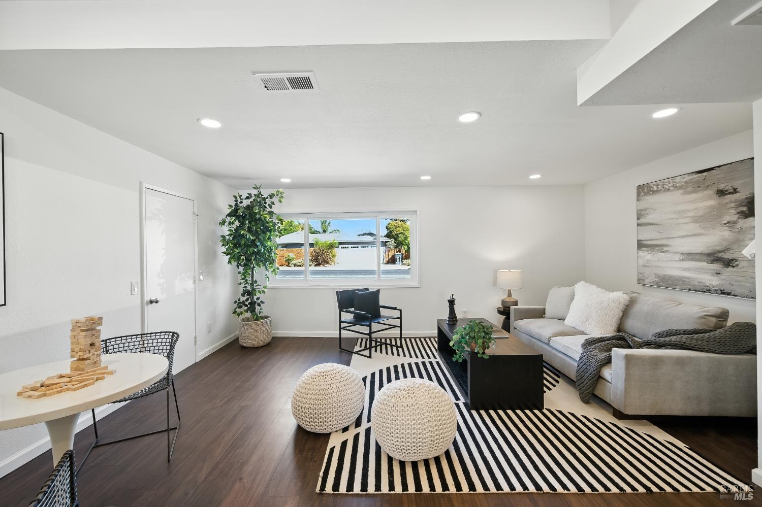 Detail Gallery Image 18 of 48 For 228 Montego Key, Novato,  CA 94949 - 4 Beds | 3 Baths