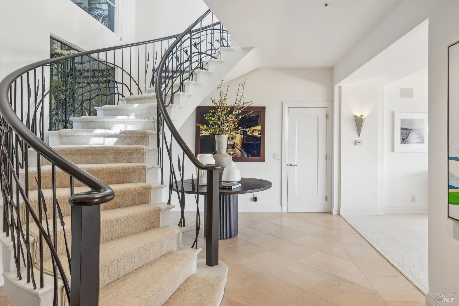 Detail Gallery Image 28 of 48 For 6 Saint Gabrielle Ct, Tiburon,  CA 94920 - 4 Beds | 3/1 Baths