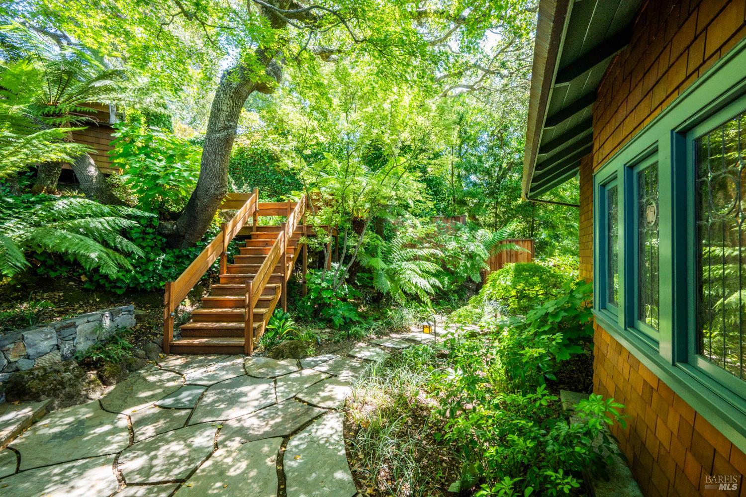 Detail Gallery Image 59 of 64 For 38 Helens Ln, Mill Valley,  CA 94941 - 4 Beds | 3/1 Baths