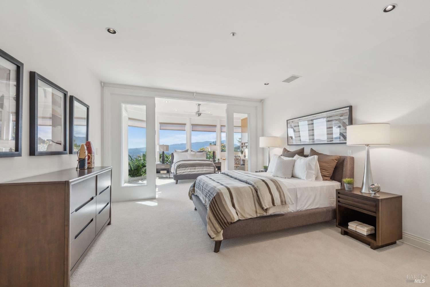 Detail Gallery Image 32 of 48 For 6 Saint Gabrielle Ct, Tiburon,  CA 94920 - 4 Beds | 3/1 Baths