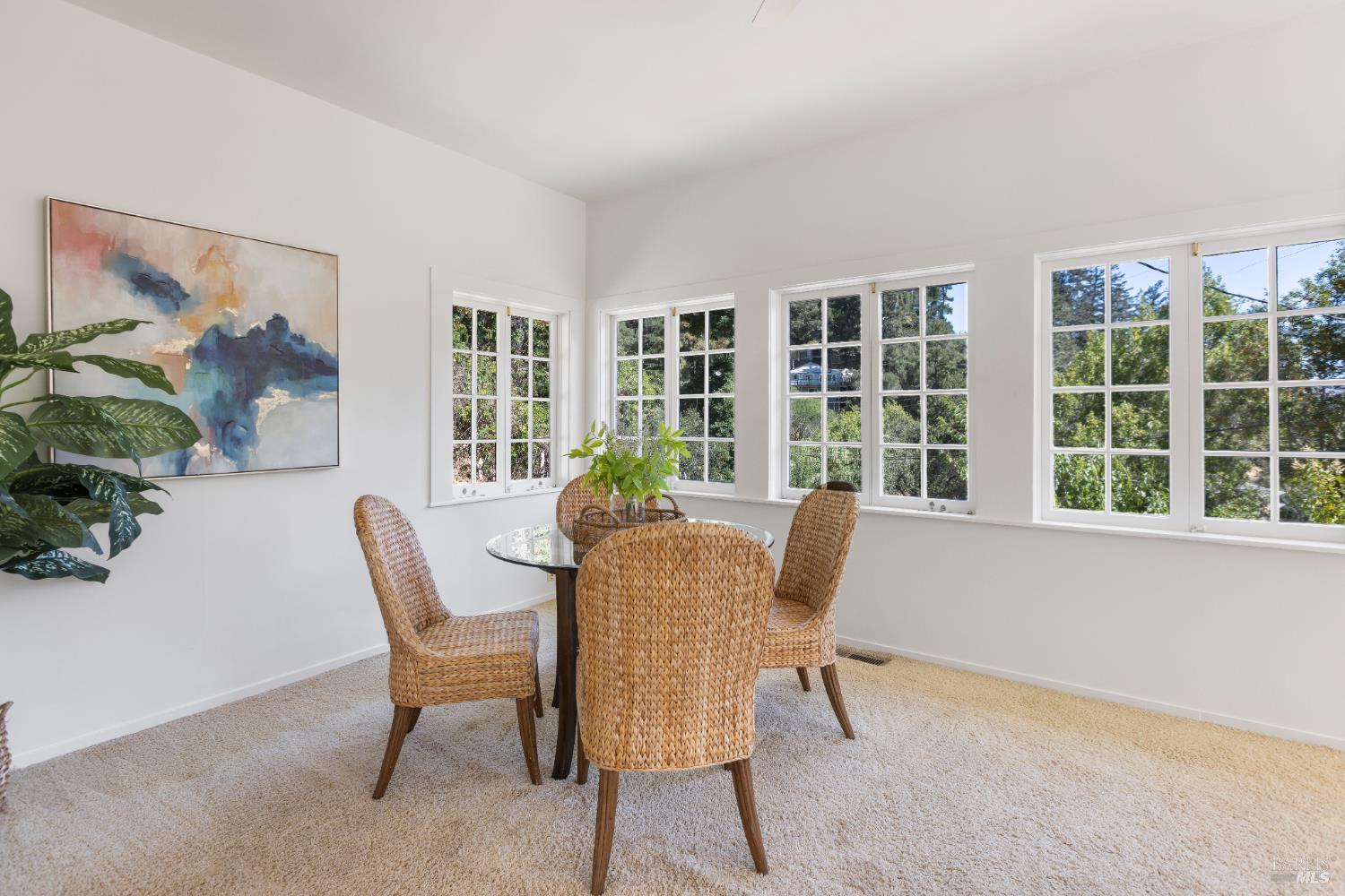 Detail Gallery Image 8 of 42 For 20 La Vuelta Ave, Lagunitas,  CA 94938 - 2 Beds | 2 Baths