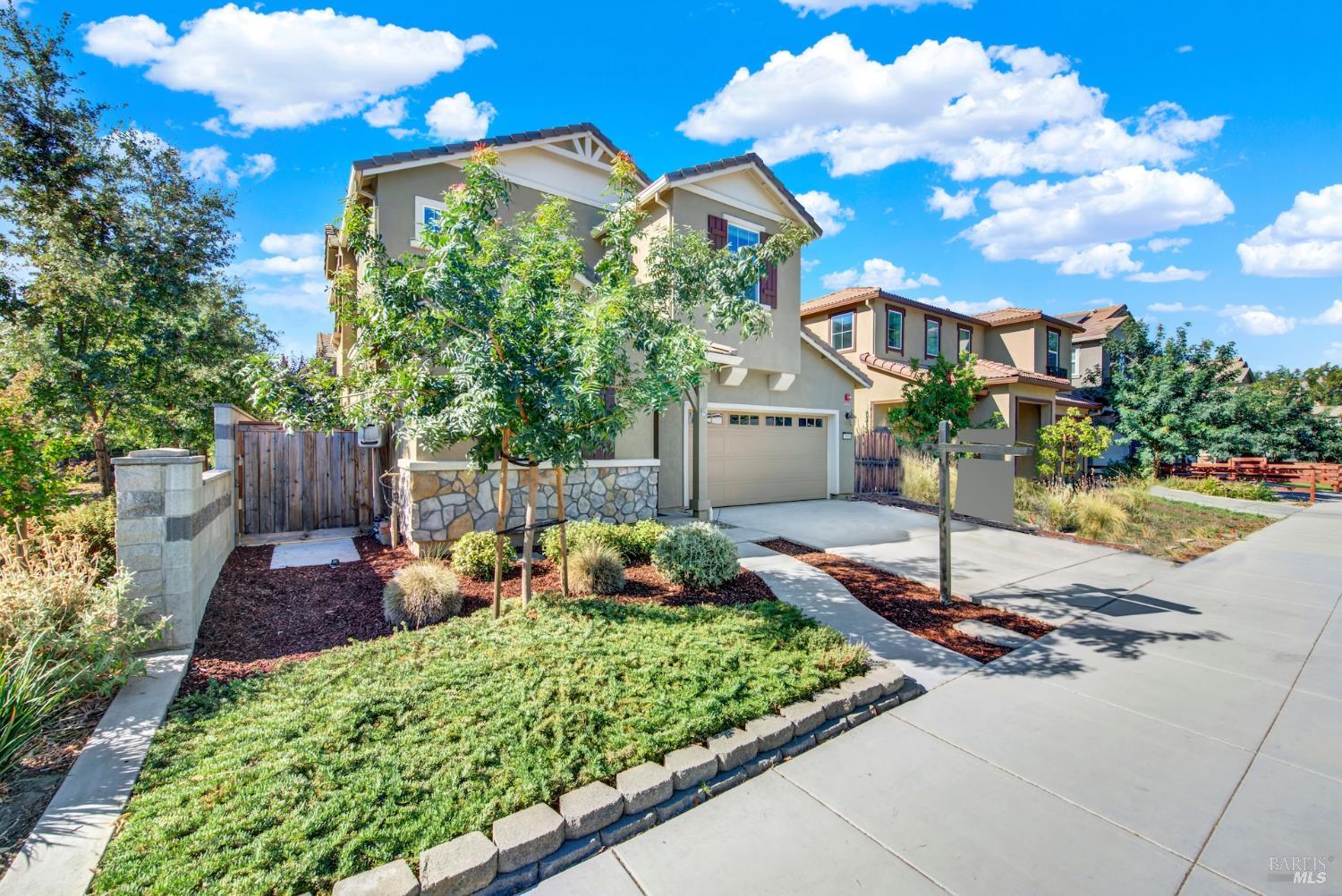 Detail Gallery Image 4 of 87 For 314 Fruitvale Rd, Vacaville,  CA 95688 - 4 Beds | 3/1 Baths