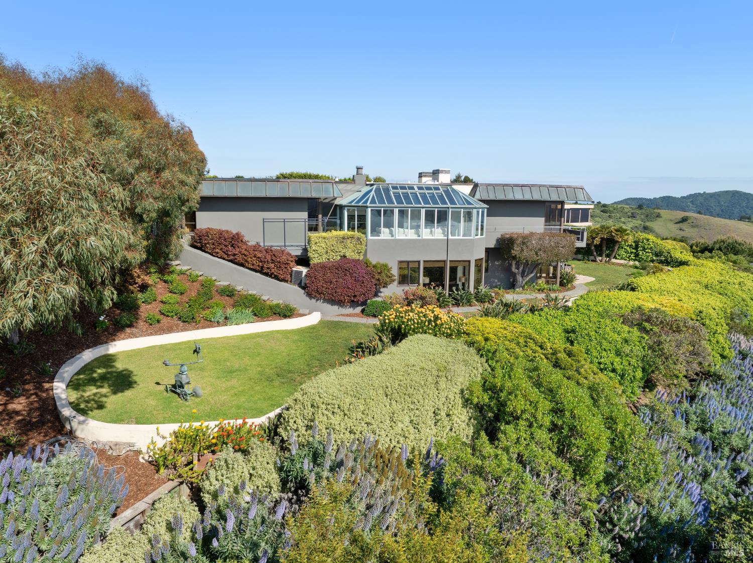 Detail Gallery Image 47 of 48 For 6 Saint Gabrielle Ct, Tiburon,  CA 94920 - 4 Beds | 3/1 Baths