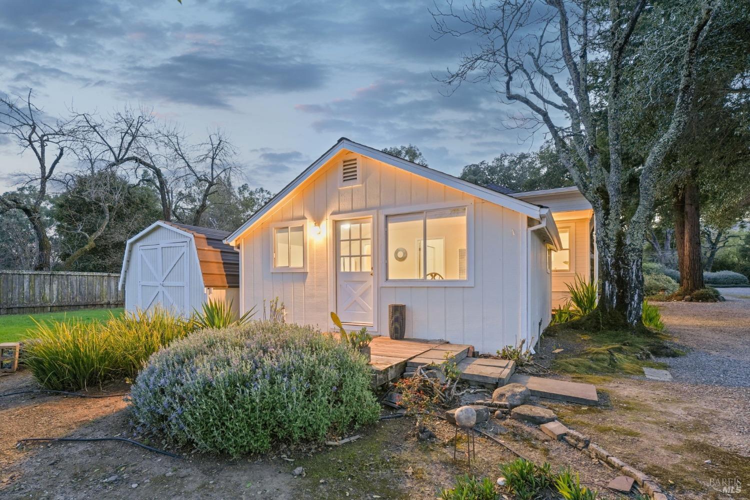 Detail Gallery Image 45 of 66 For 17311 Arnold Dr, Sonoma,  CA 95476 - 3 Beds | 2 Baths