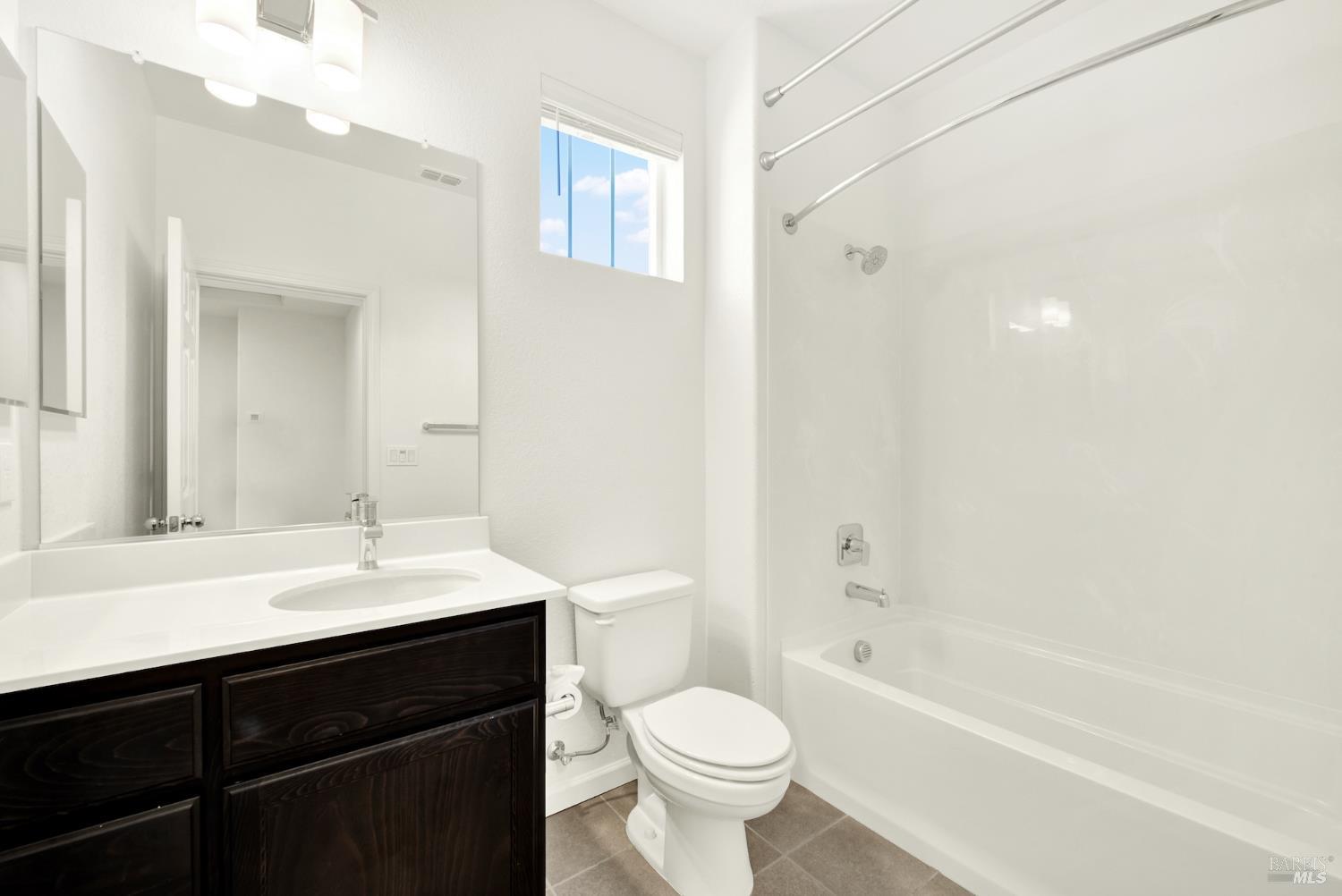 Detail Gallery Image 53 of 87 For 314 Fruitvale Rd, Vacaville,  CA 95688 - 4 Beds | 3/1 Baths