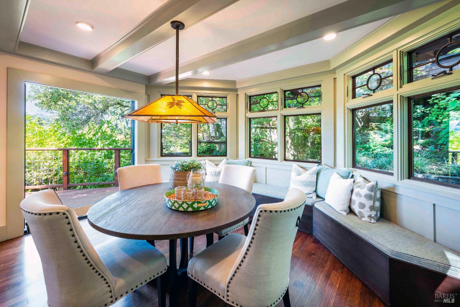 Detail Gallery Image 17 of 64 For 38 Helens Ln, Mill Valley,  CA 94941 - 4 Beds | 3/1 Baths