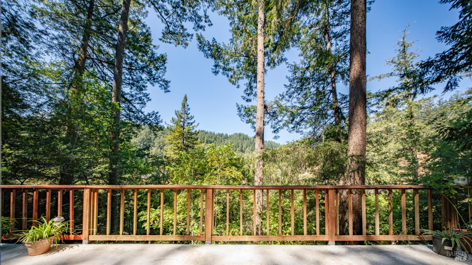 Detail Gallery Image 4 of 27 For 15 Mountain View Ave, Lagunitas,  CA 94938 - 2 Beds | 1 Baths