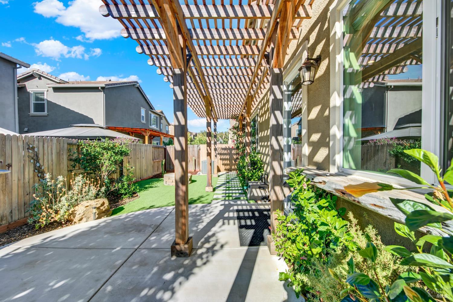 Detail Gallery Image 79 of 87 For 314 Fruitvale Rd, Vacaville,  CA 95688 - 4 Beds | 3/1 Baths