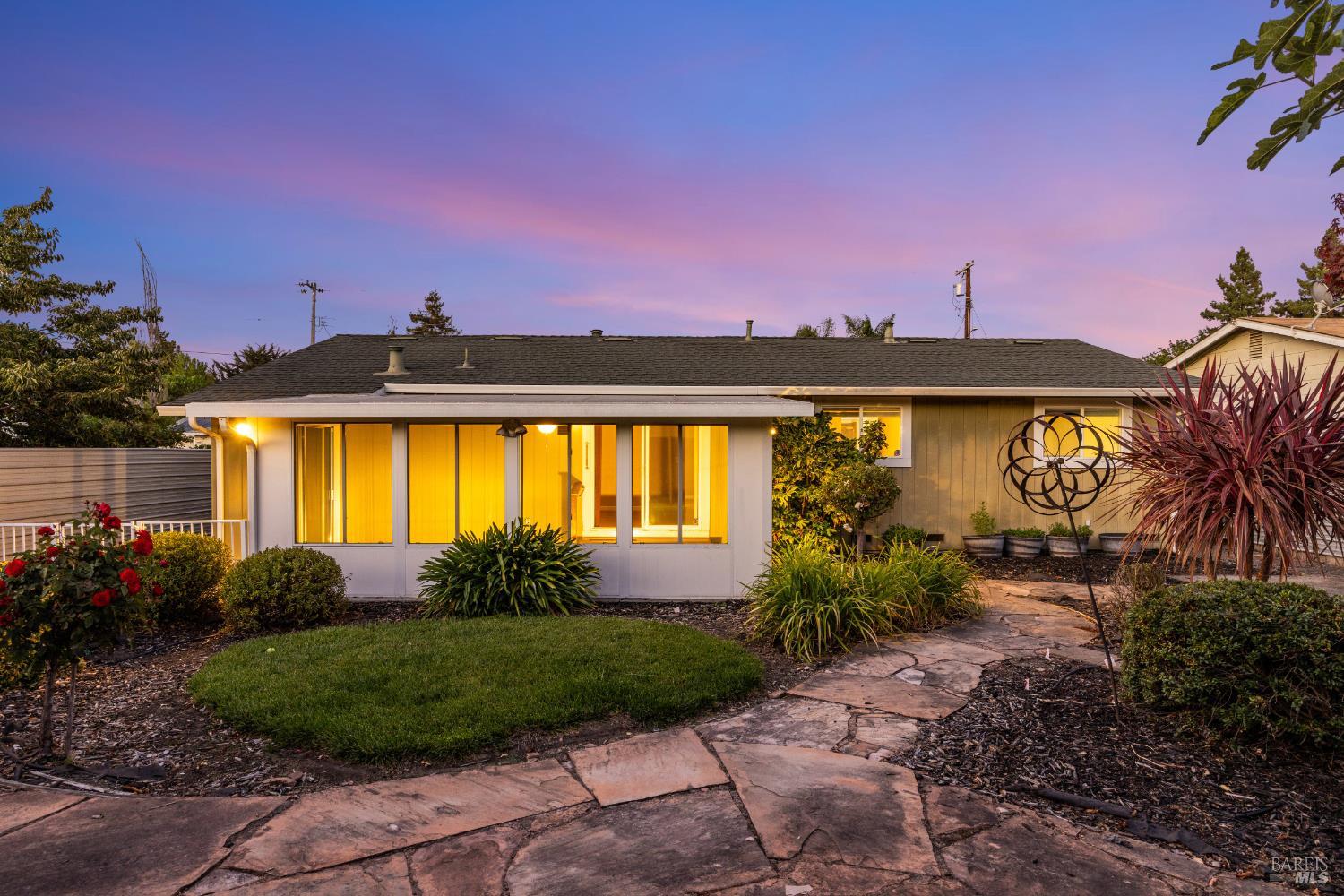 Detail Gallery Image 35 of 45 For 7147 Belita Ave, Rohnert Park,  CA 94928 - 3 Beds | 1 Baths