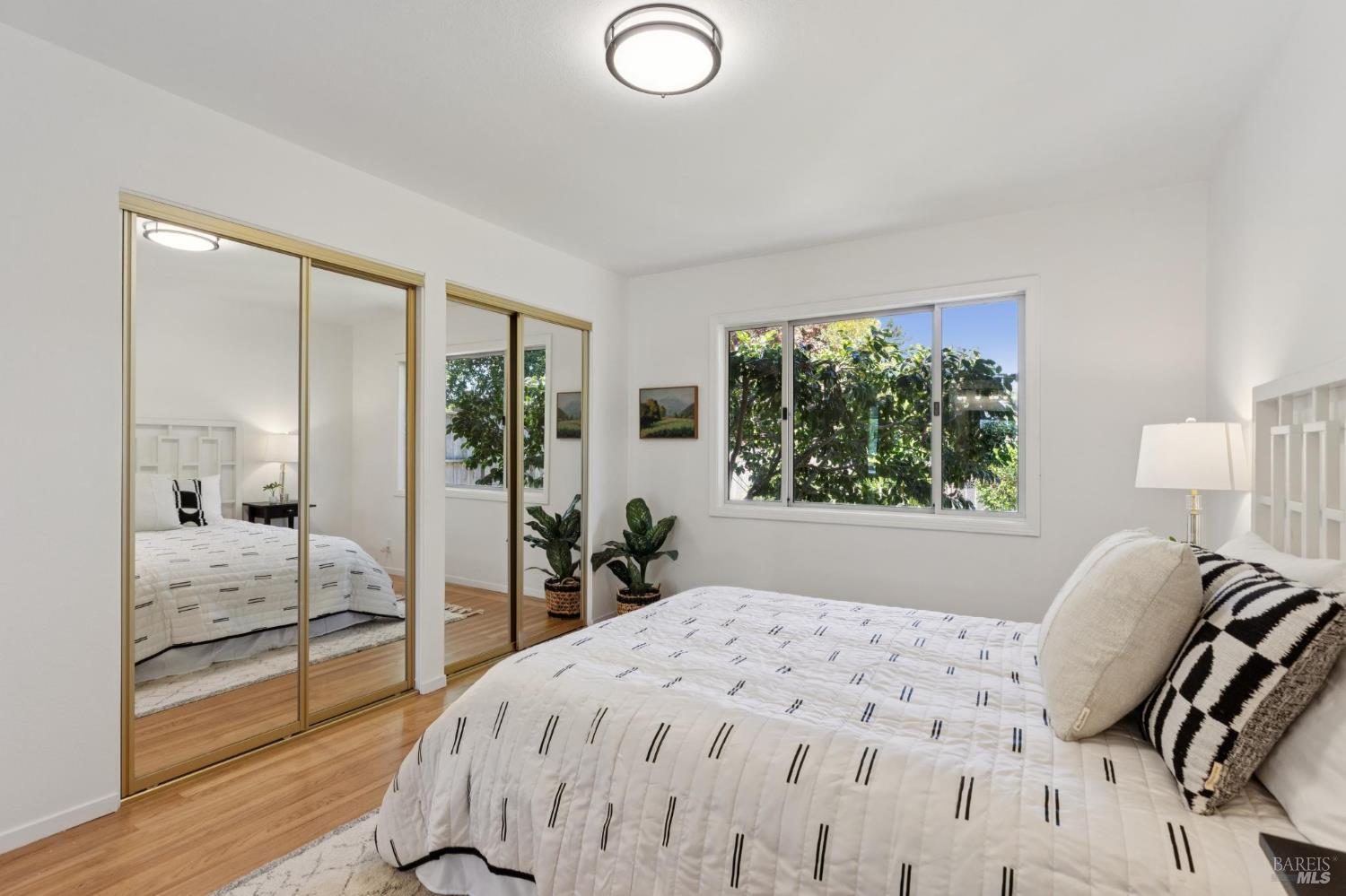Detail Gallery Image 10 of 19 For 1432 Dawes St, Novato,  CA 94947 - 3 Beds | 2 Baths