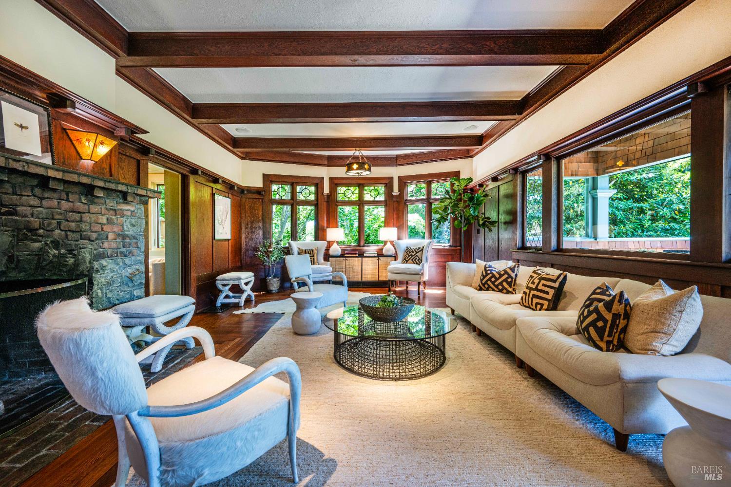 Detail Gallery Image 5 of 64 For 38 Helens Ln, Mill Valley,  CA 94941 - 4 Beds | 3/1 Baths