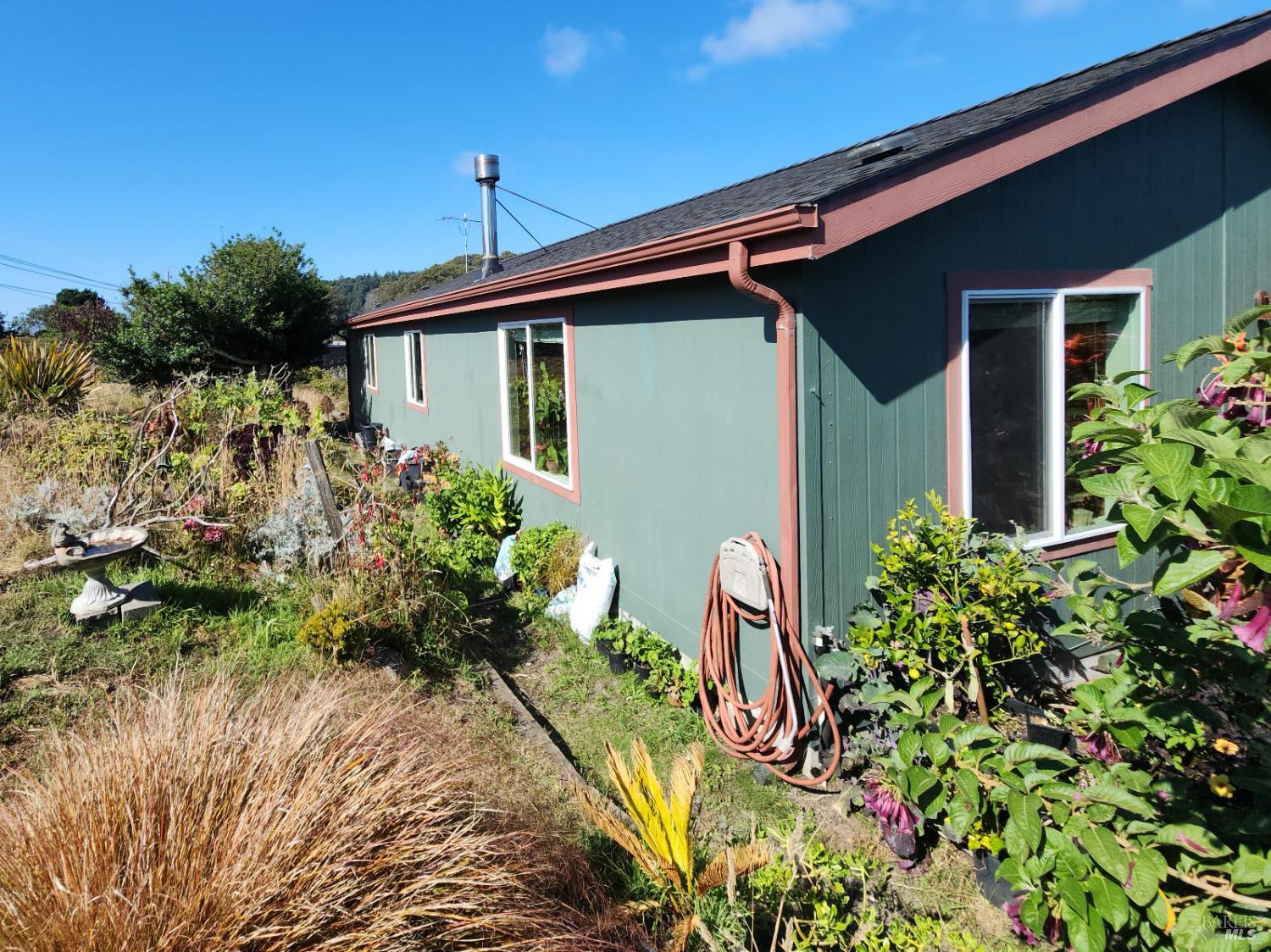 Detail Gallery Image 28 of 33 For 33890 Albion River South Side Rd, Albion,  CA 95410 - 2 Beds | 2 Baths