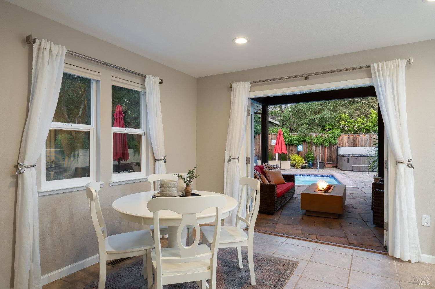 Detail Gallery Image 53 of 59 For 4880 Warm Springs Rd, Glen Ellen,  CA 95442 - 5 Beds | 3/1 Baths