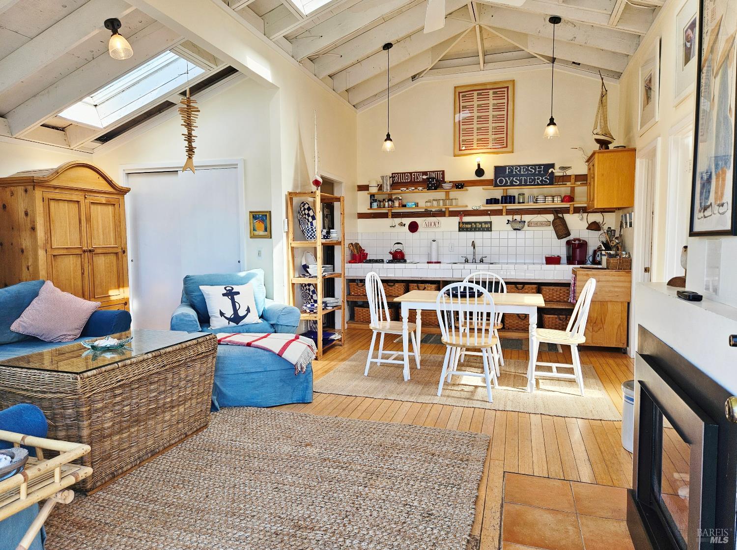 Detail Gallery Image 37 of 46 For 145 Bean Ave, Bodega Bay,  CA 94923 - 1 Beds | 1 Baths