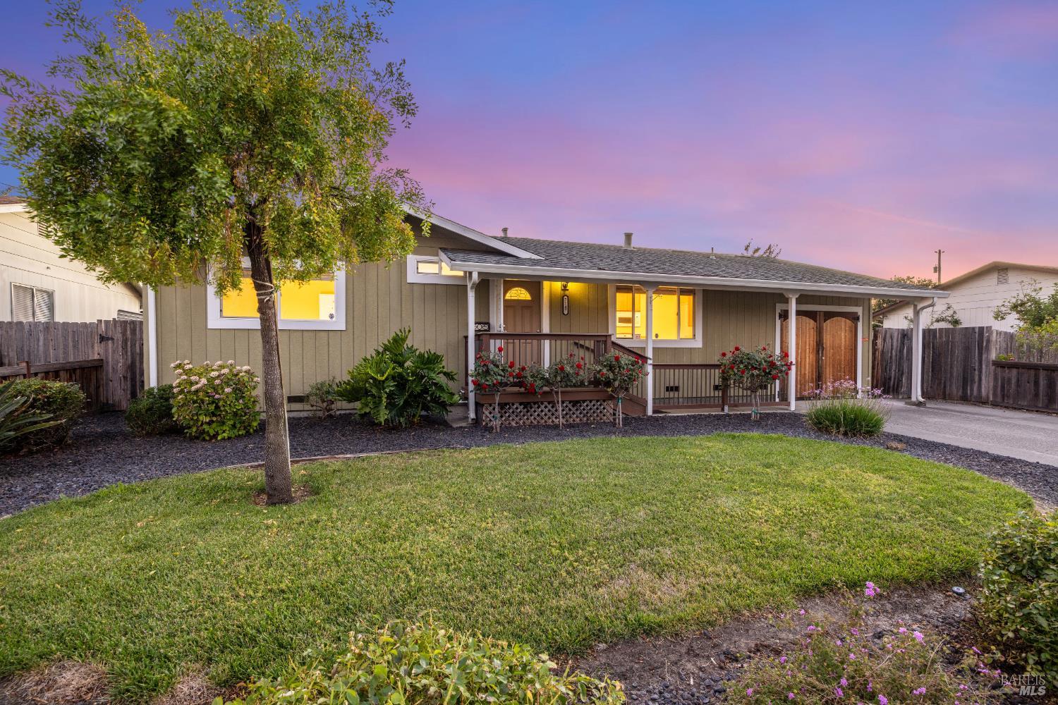 Detail Gallery Image 3 of 45 For 7147 Belita Ave, Rohnert Park,  CA 94928 - 3 Beds | 1 Baths