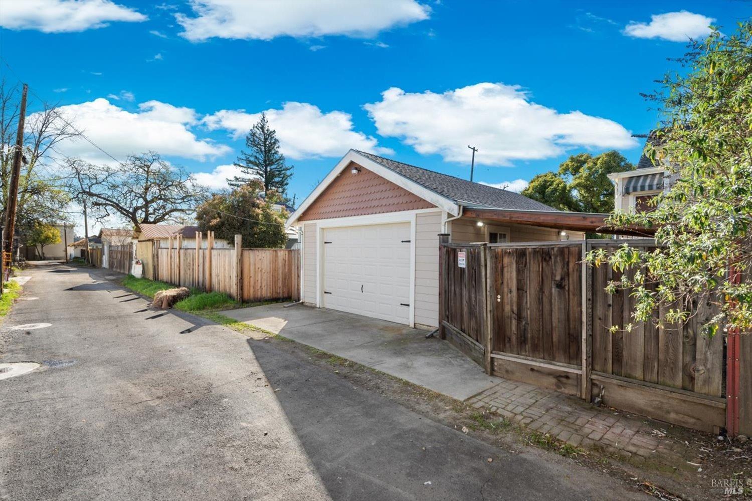 Detail Gallery Image 67 of 79 For 101 Main St, Vacaville,  CA 95688 - 4 Beds | 2/1 Baths