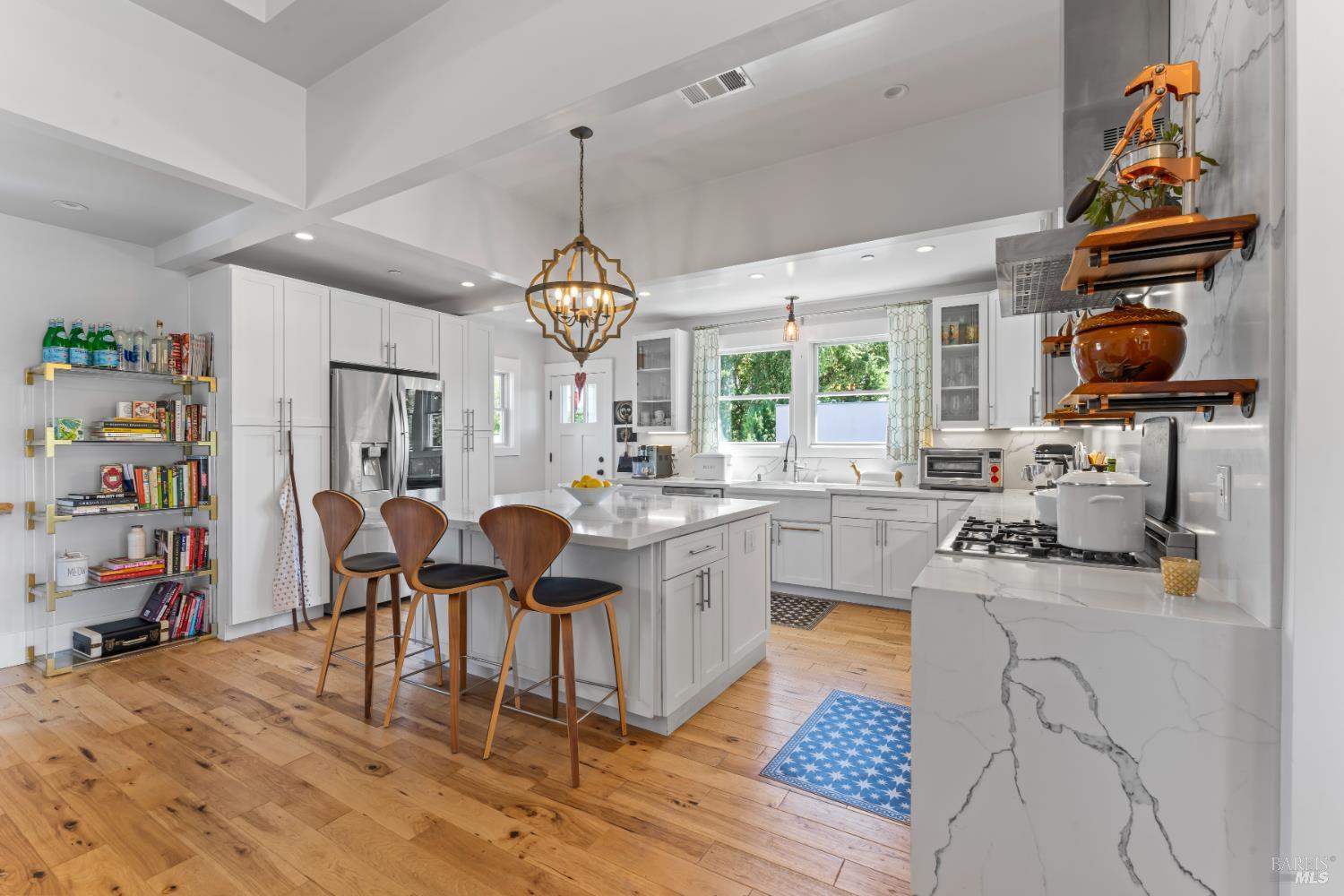 Detail Gallery Image 14 of 63 For 1533 G St, Napa,  CA 94559 - 4 Beds | 3 Baths