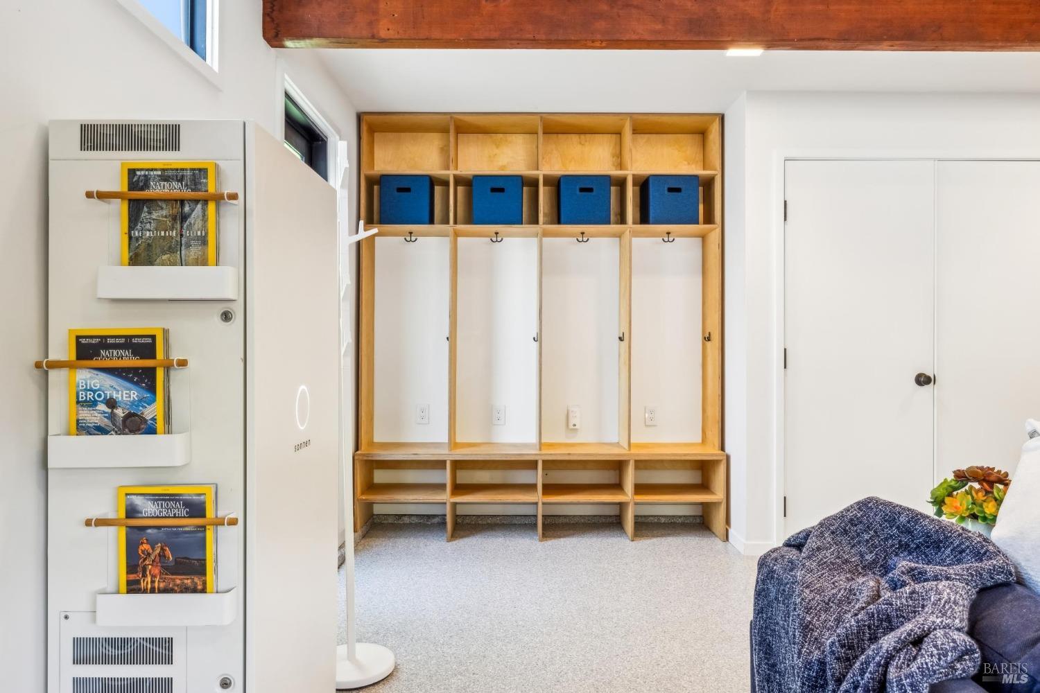 Detail Gallery Image 23 of 66 For 687 Cedarberry Ln, San Rafael,  CA 94903 - 4 Beds | 2 Baths