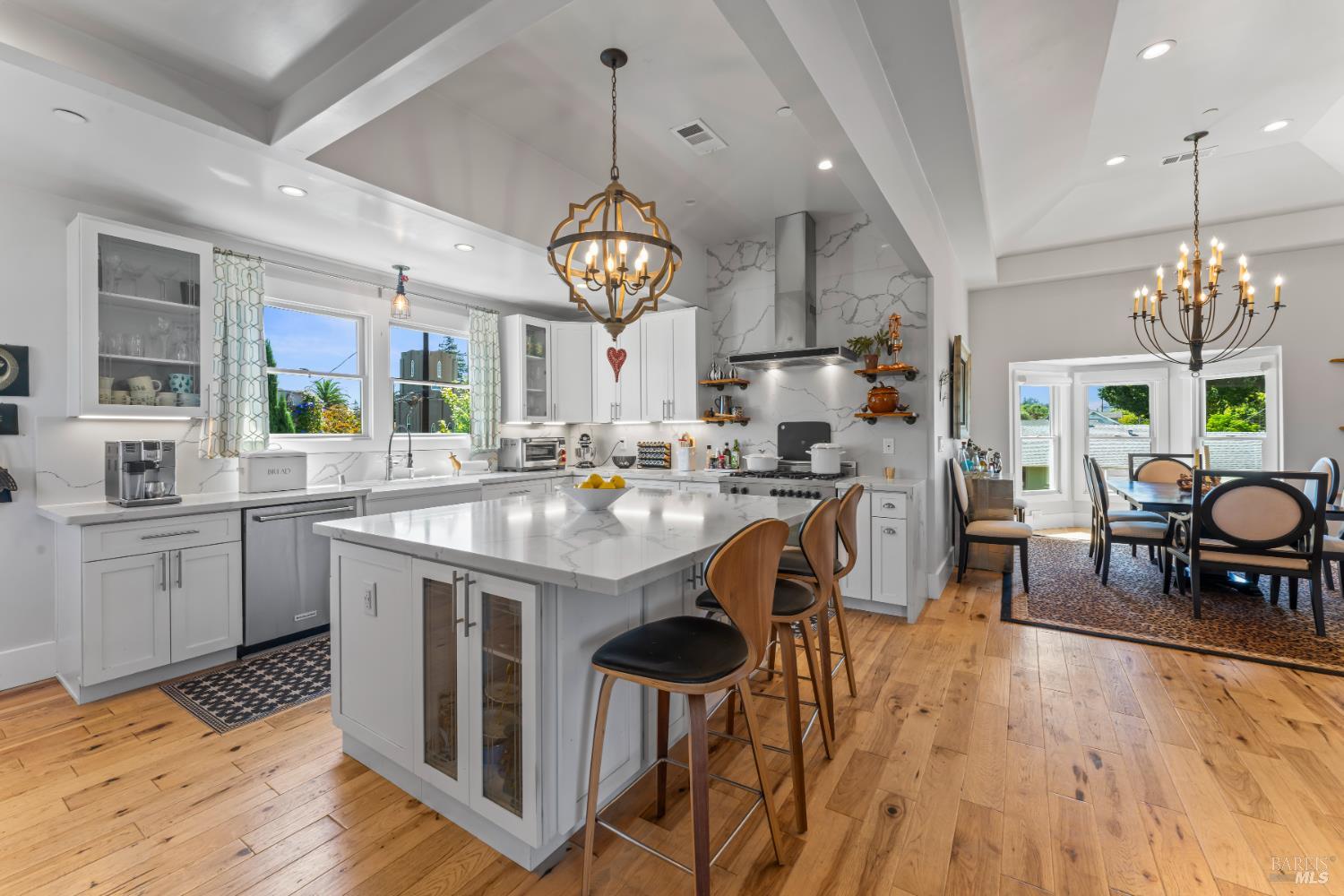 Detail Gallery Image 13 of 63 For 1533 G St, Napa,  CA 94559 - 4 Beds | 3 Baths