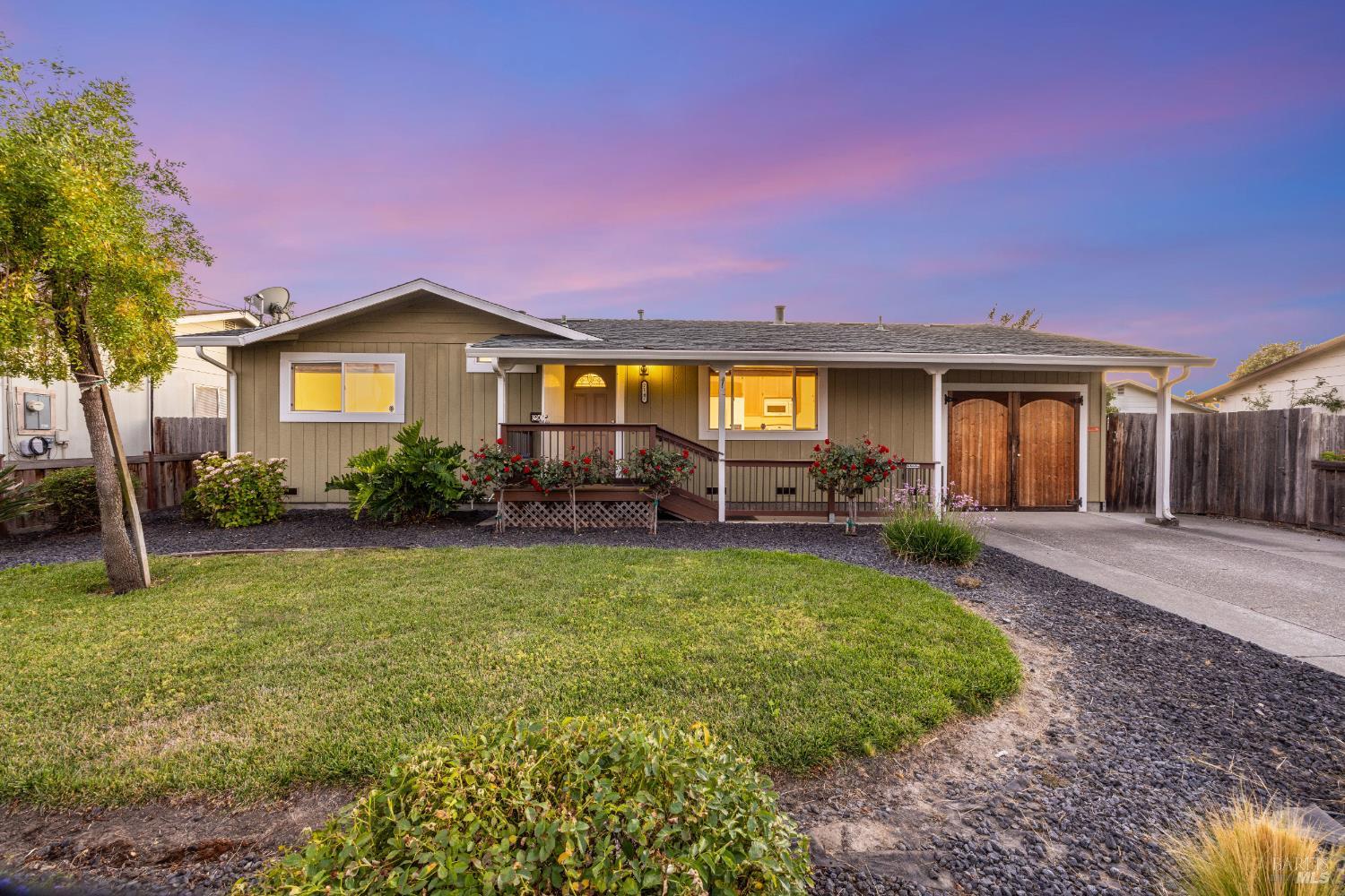 Detail Gallery Image 2 of 45 For 7147 Belita Ave, Rohnert Park,  CA 94928 - 3 Beds | 1 Baths