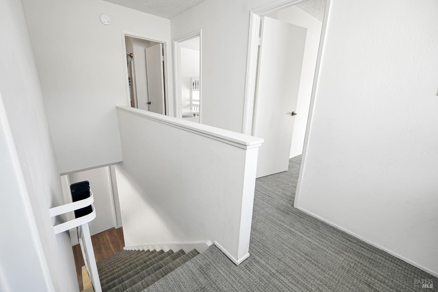 Detail Gallery Image 19 of 61 For 101 Panorama Dr, Benicia,  CA 94510 - 3 Beds | 1/1 Baths