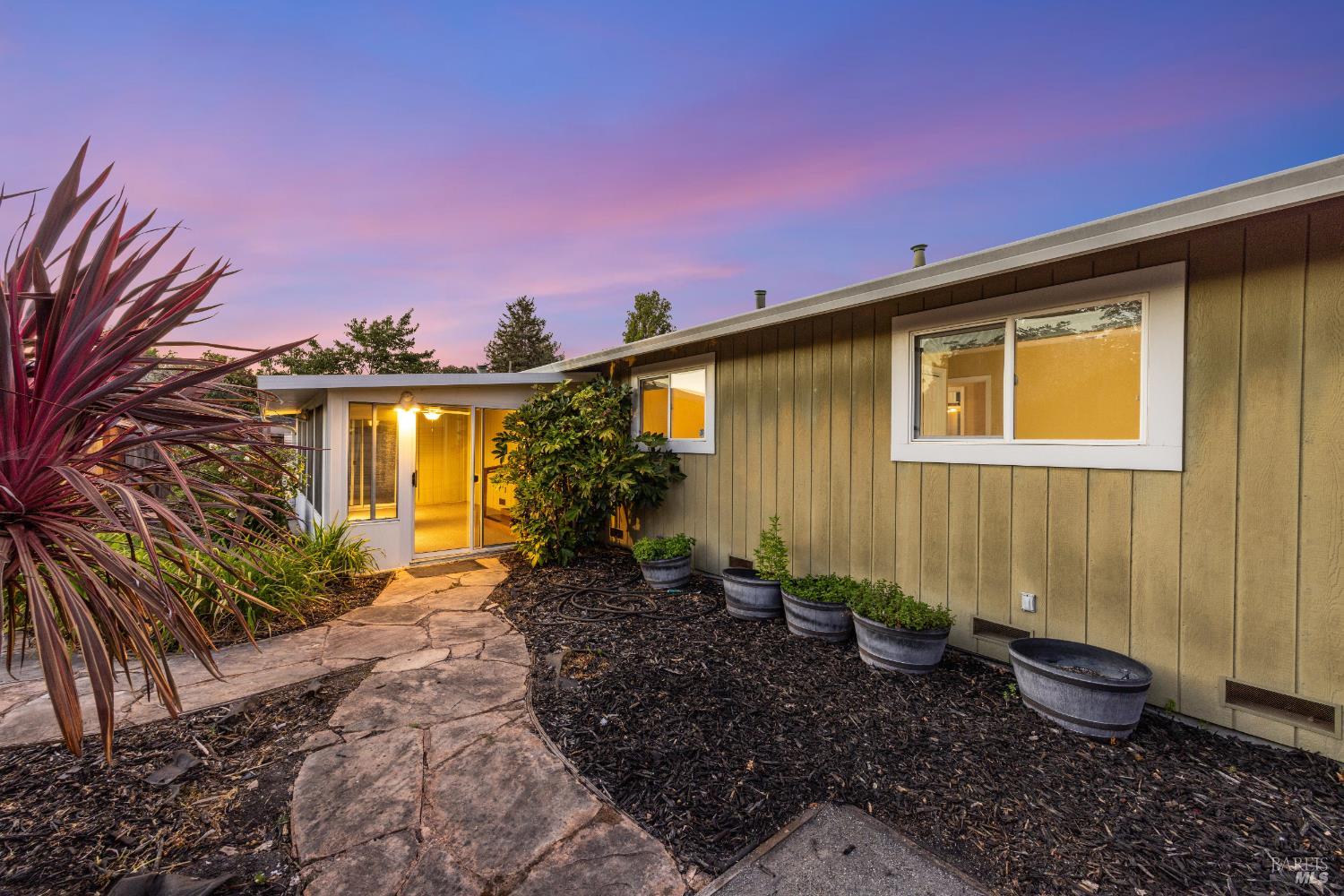 Detail Gallery Image 40 of 45 For 7147 Belita Ave, Rohnert Park,  CA 94928 - 3 Beds | 1 Baths