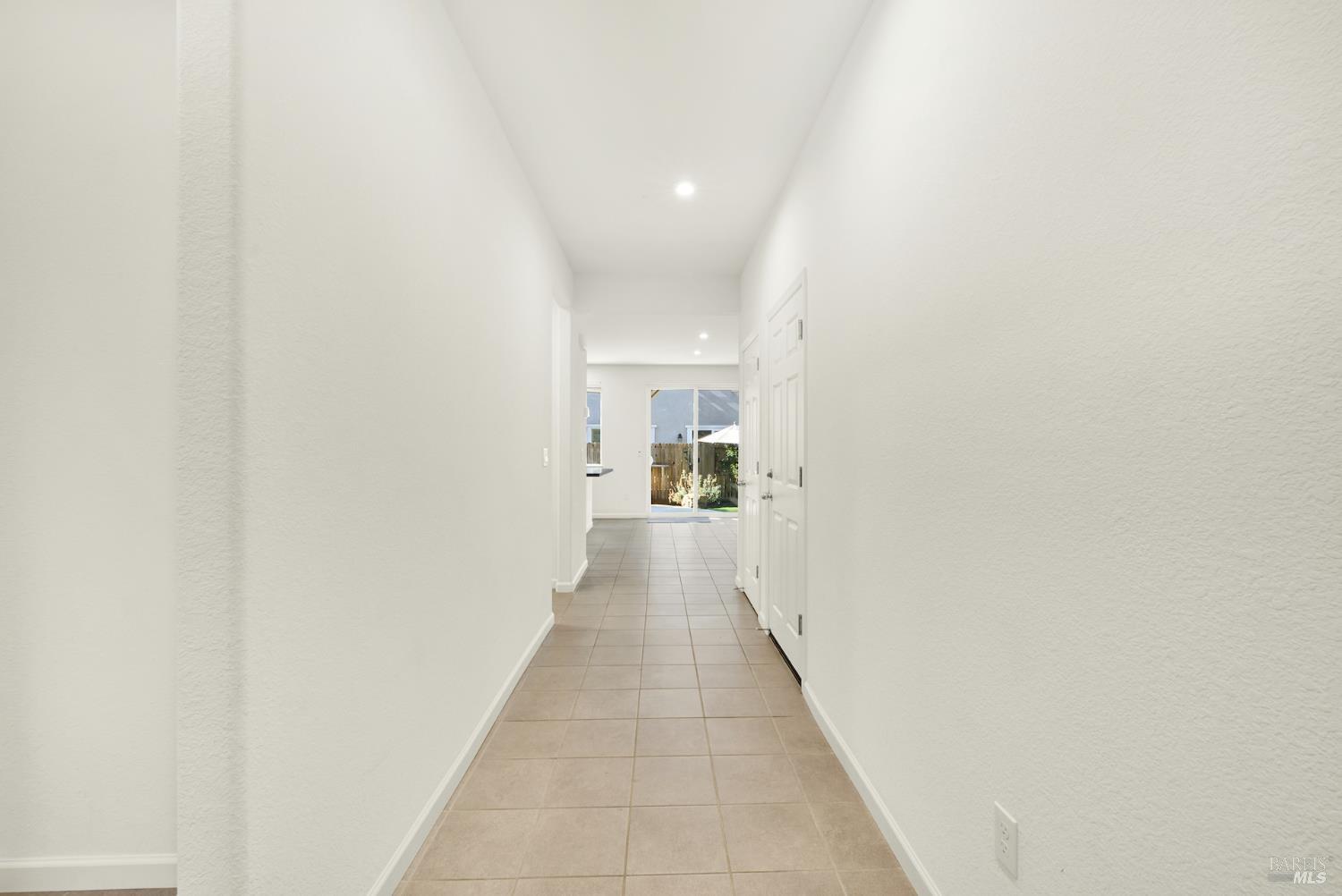 Detail Gallery Image 20 of 87 For 314 Fruitvale Rd, Vacaville,  CA 95688 - 4 Beds | 3/1 Baths
